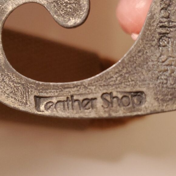 Beautiful leather belt. 19'..made in leather shop. - Picture 6 of 9